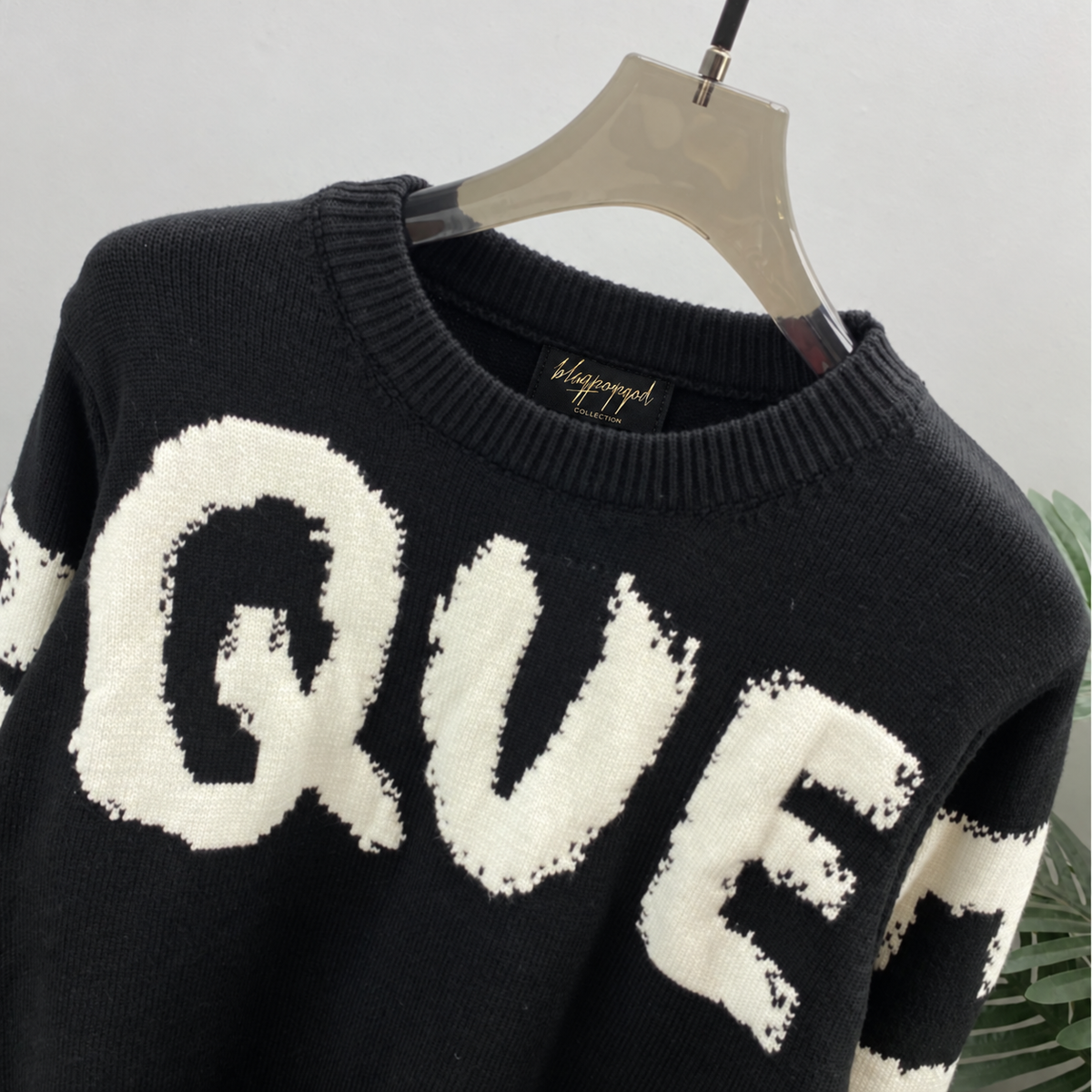 Que Long Sleeve Wool Sweater Letter Print