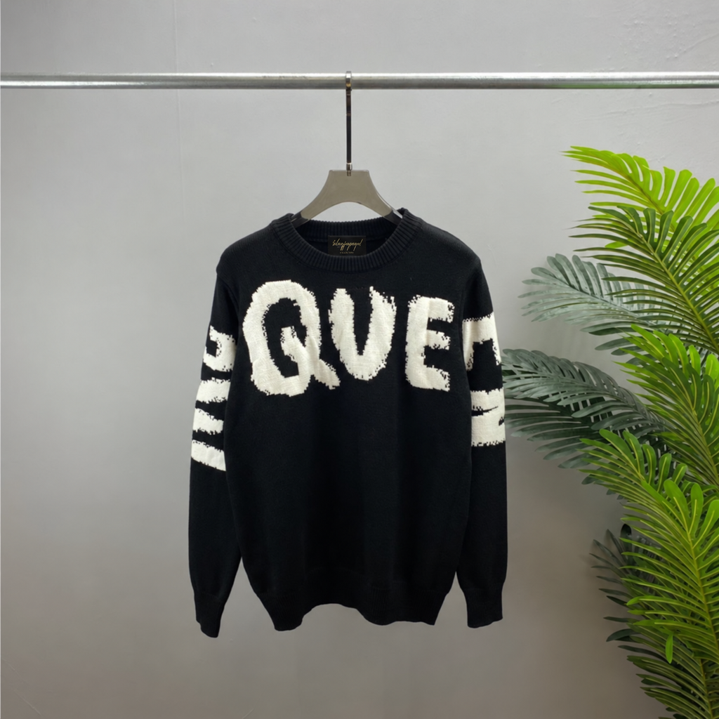 Que Long Sleeve Wool Sweater Letter Print