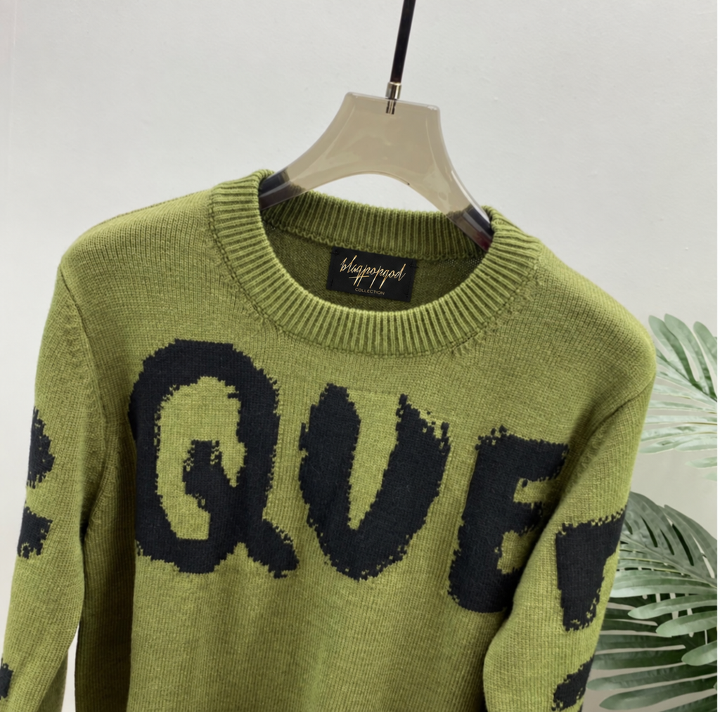 Que Long Sleeve Wool Sweater Letter Print