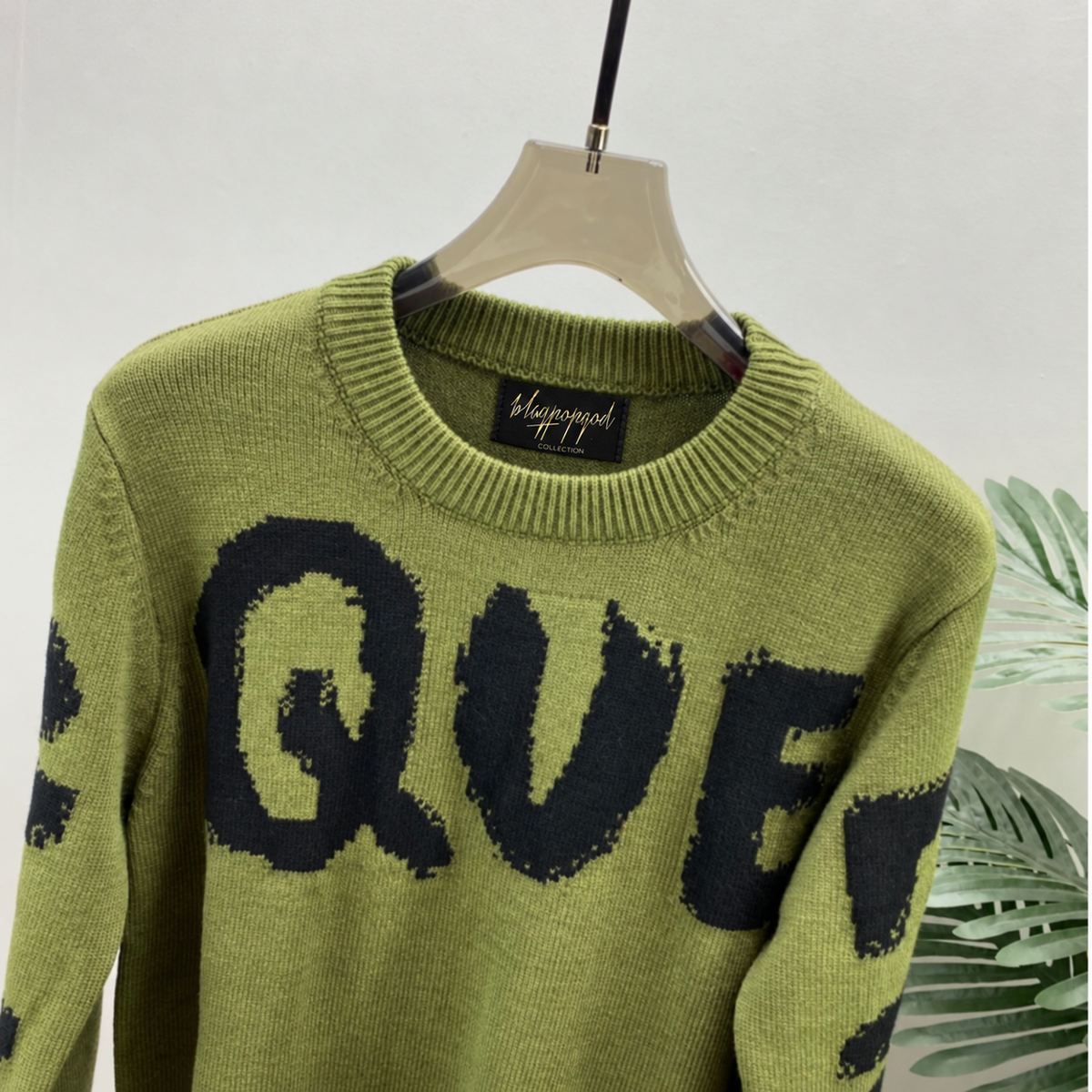 Que Long Sleeve Wool Sweater Letter Print